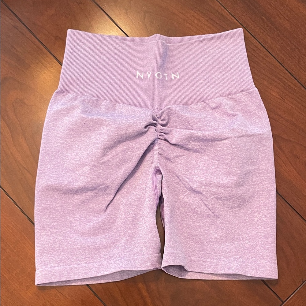 NVGTN women’s seamless Purple High-Waisted Shorts like new